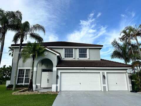 2396 SW 183rd Ter, Miramar, FL 33029