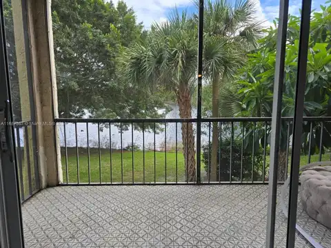 3300 Spanish Moss Ter, Lauderhill, FL 33319