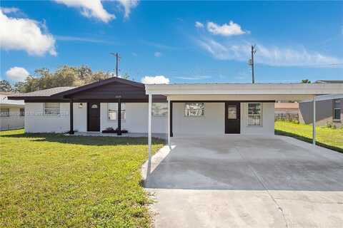 2030 Leisure Dr, Winter Haven, FL 33881