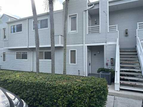 3473 NW 44th St, Oakland Park, FL 33309