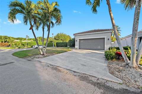 1226 SW 46th Ave, Deerfield Beach, FL 33442