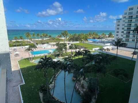 5005 Collins Ave, Miami Beach, FL 33140