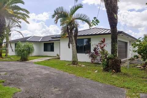 17350 SW 236th St, Homestead, FL 33031