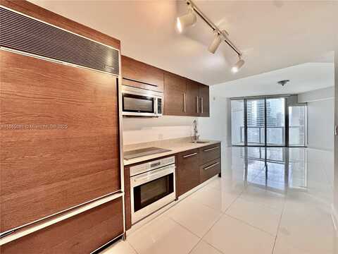 475 BRICKELL AV, Miami, FL 33131
