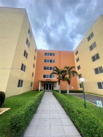 6970 NW 186th St, Hialeah, FL 33015