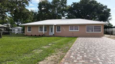 3924 Craig Ave, Sebring, FL 33870