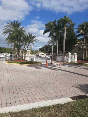 2762 SW 85th Ave, Miramar, FL 33025