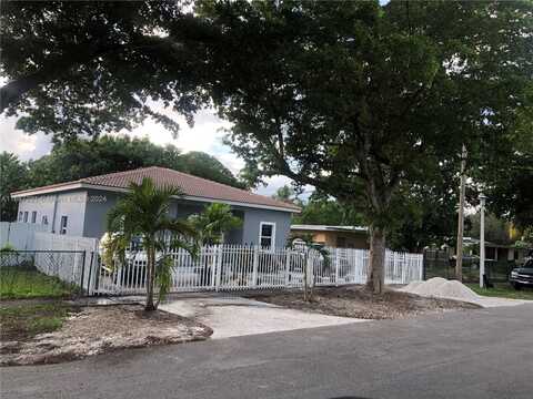 12320 NW 13 ave, Miami, FL 33167