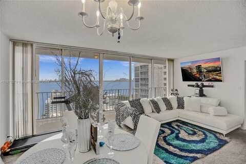 7601 E Treasure Dr, North Bay Village, FL 33141