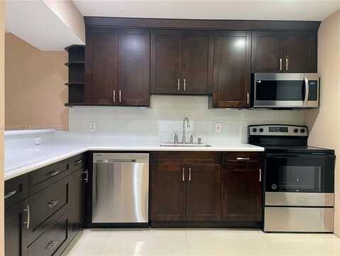 4848 NW 24th Ct, Lauderdale Lakes, FL 33313