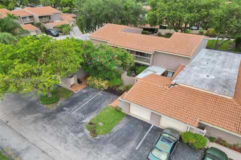 403 Bonnie Brae Way, Hollywood, FL 33021