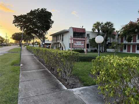 8701 SW 141st St, Palmetto Bay, FL 33176