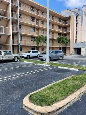 10145 NW 9th St Cir, Miami, FL 33172