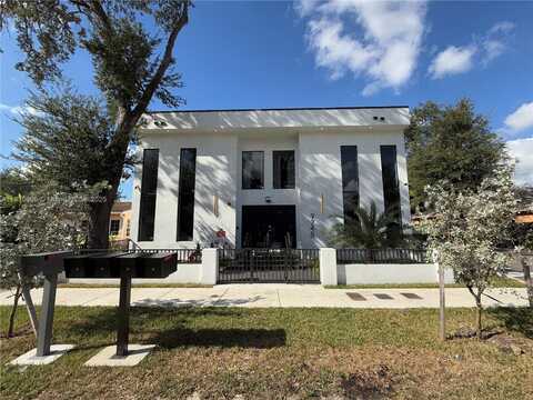 9748 NW 26th Ave, Miami, FL 33147