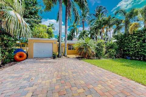 938 S Northlake Dr, Hollywood, FL 33019