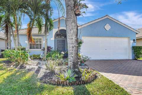 8064 Florenza Dr, Boynton Beach, FL 33472