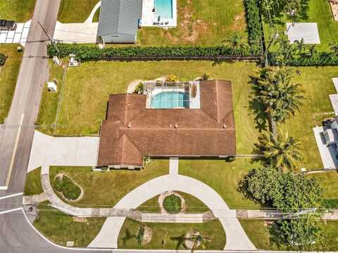 10705 SW 87 Ave, Miami, FL 33176