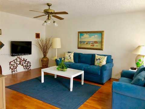300 SW 134th Way, Pembroke Pines, FL 33027