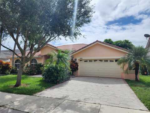 3912 NW 55th St, Coconut Creek, FL 33073