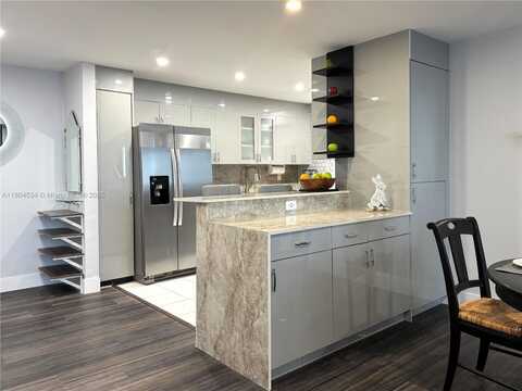 2301 S Ocean Dr, Hollywood, FL 33019