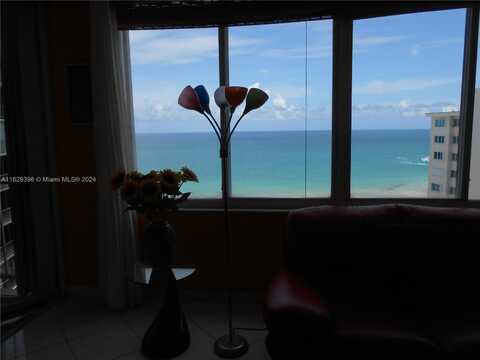 5401 Collins Ave, Miami Beach, FL 33140