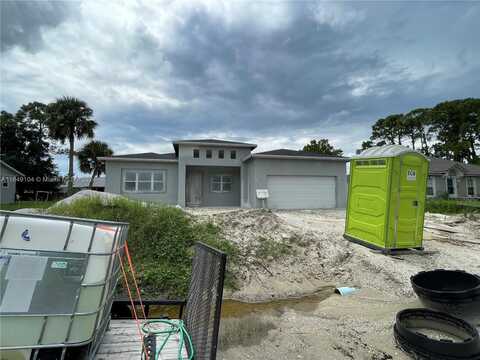 740 NW Altamira St, Palm Bay, FL 32907