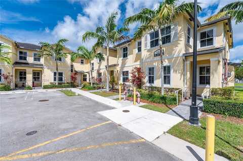 112 SE 28th Ter, Homestead, FL 33033