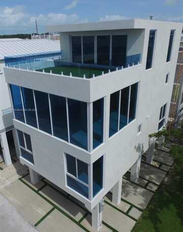 94825 Overseas Hwy 253, Key Largo, FL 33037