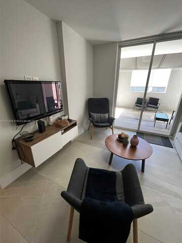 185 SE 14th Ter, Miami, FL 33131