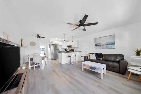 15610 NE 6th Ave, Miami, FL 33162