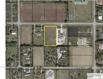 21340 SW 240 st, Homestead, FL 33031