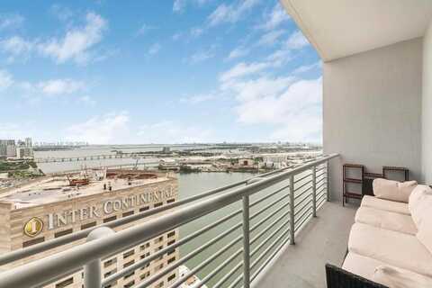 335 S Biscayne Blvd, Miami, FL 33131