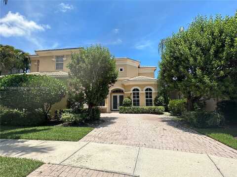 138 Tranquilla Dr, Palm Beach Gardens, FL 33418