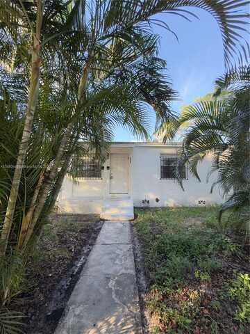 639 32nd St, West Palm Beach, FL 33407