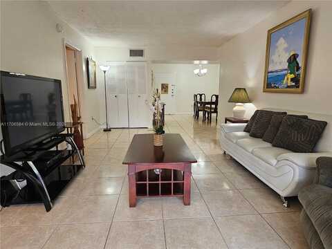 1681 NW 70th Ave, Plantation, FL 33313