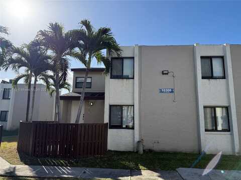 10300 NW 9th St Cir, Miami, FL 33172