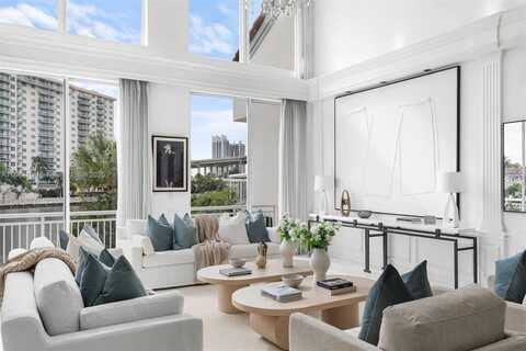 19555 NE 37th Ave, Aventura, FL 33180