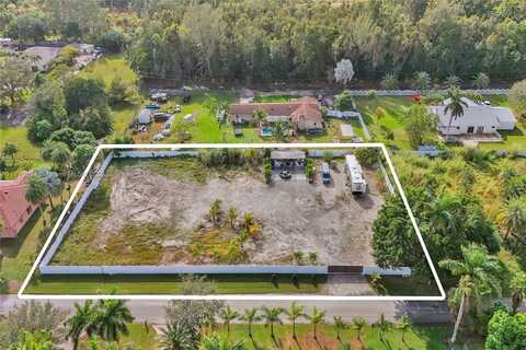 19730 SW 14th St, Pembroke Pines, FL 33029