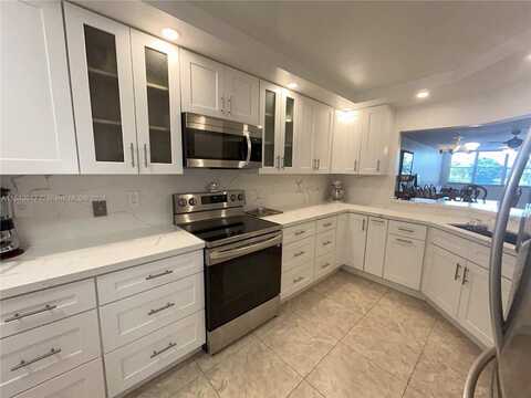 2521 NW 104th Ave, Sunrise, FL 33322