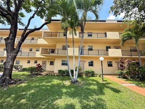 101 Berkley Rd, Hollywood, FL 33024