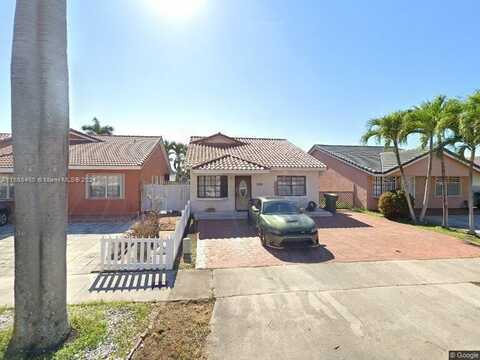 9058 NW 115th St, Hialeah Gardens, FL 33018