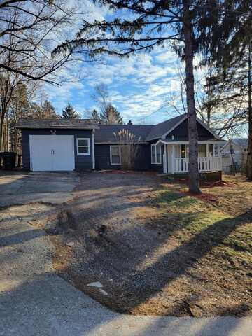N1168 Rosewood Dr, Genoa City, WI 53128