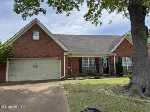 9416 E Geneva Loop, Olive Branch, MS 38654