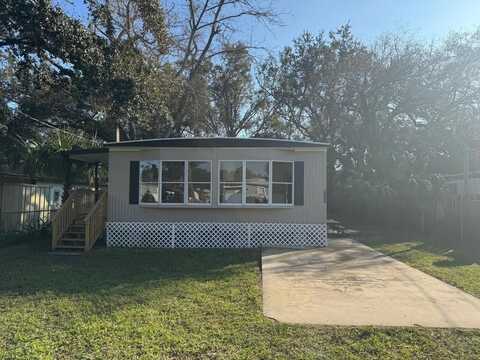 9400 LORAS STREET, NEW PORT RICHEY, FL 34654