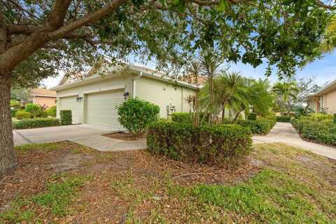 209 FONTANELLE CIRCLE, VENICE, FL 34292