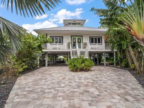 304 HILLPOINT DRIVE, PALM HARBOR, FL 34683