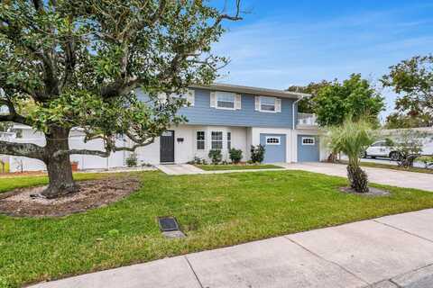 4902 STOLLS AVENUE, TAMPA, FL 33615