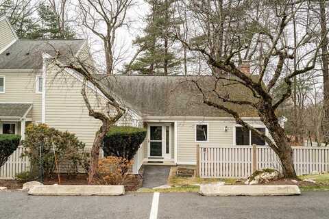 97 Fifer Ln, Lexington, MA 02420