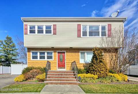 46 Amboy Road, Matawan, NJ 07747