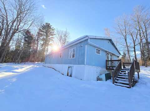 4 Barnard Road, Barnard Twp, ME 04414